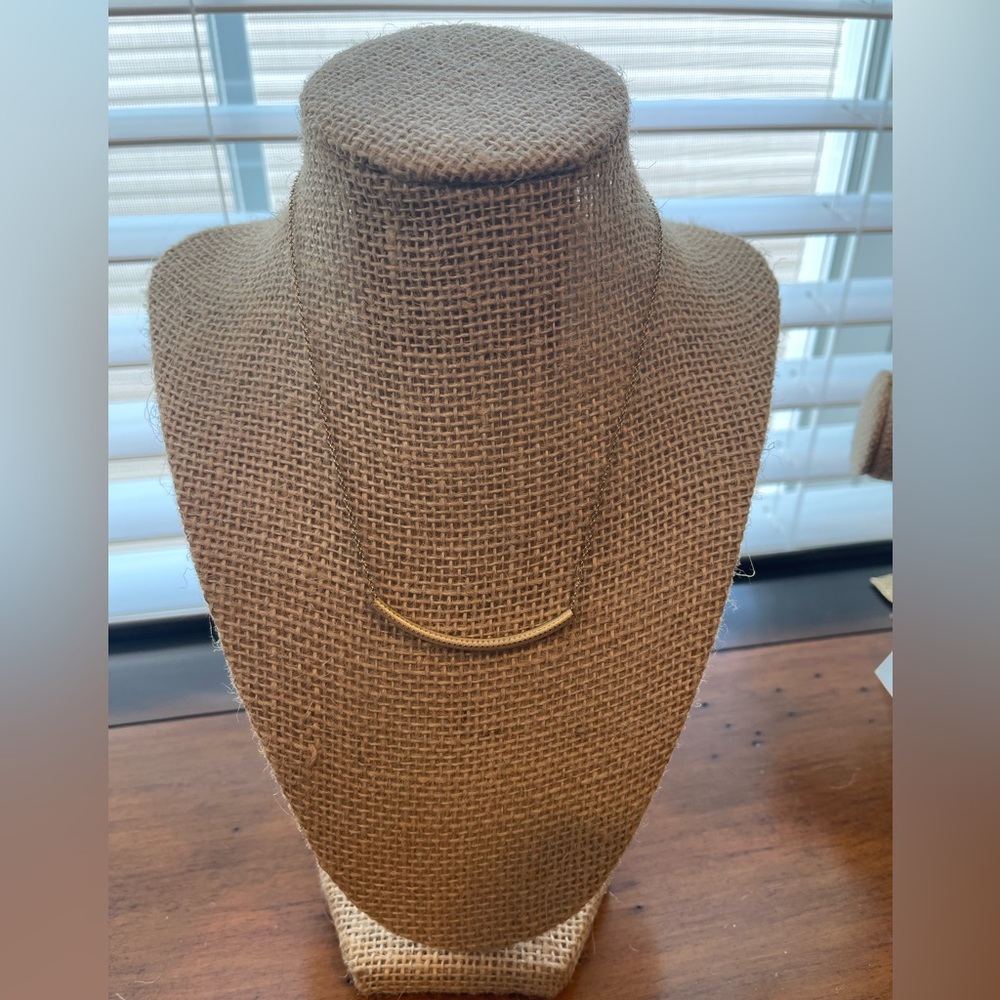 ENewton Bliss Bar Necklace